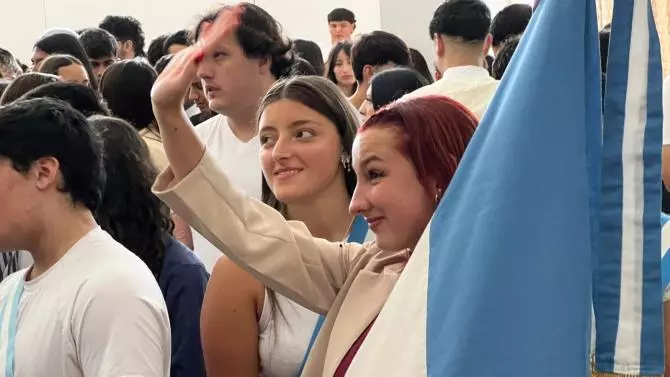 Más de 400 estudiantes egresaron de las escuelas secundarias municipales